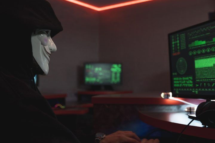 Saudi Ministry of Commerce Warns Businesses Against Fake Platforms Seeking Commercial and Banking Data