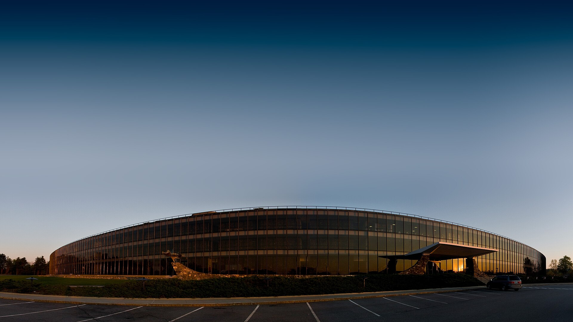 IBM: the American company behind hybrid cloud, watsonx and mainframes