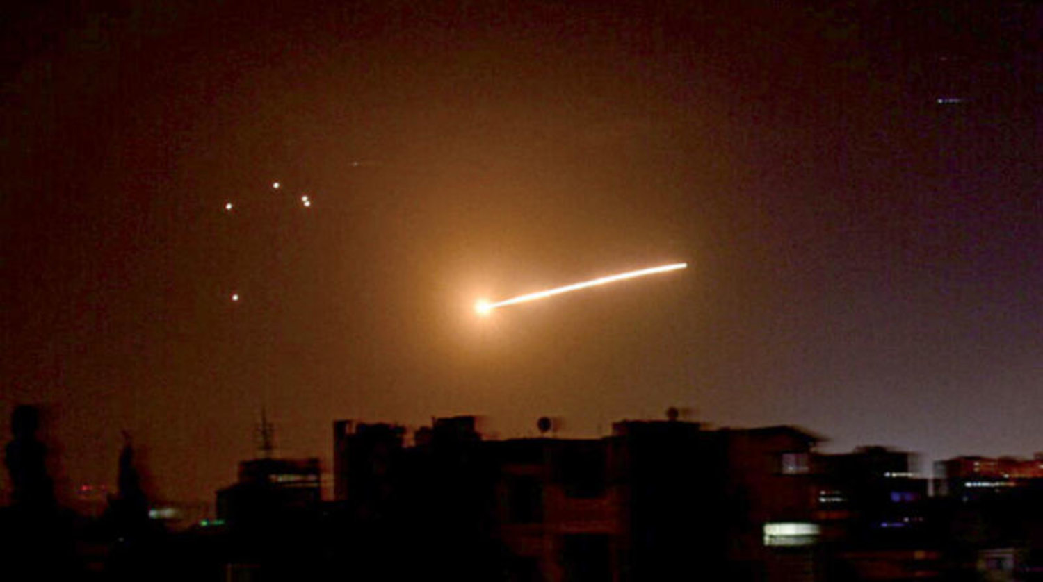 إسرائيل تقصف «مخزن صواريخ إيرانية» شمال سوريا