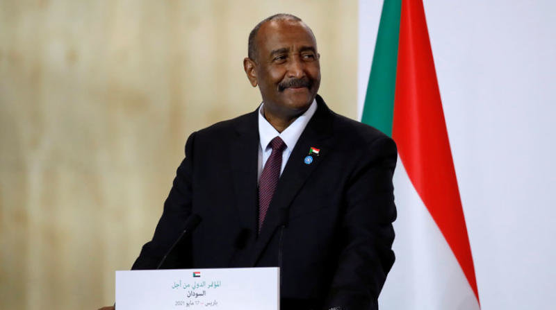 حرب كلامية بين جناحي الحكم في السودان