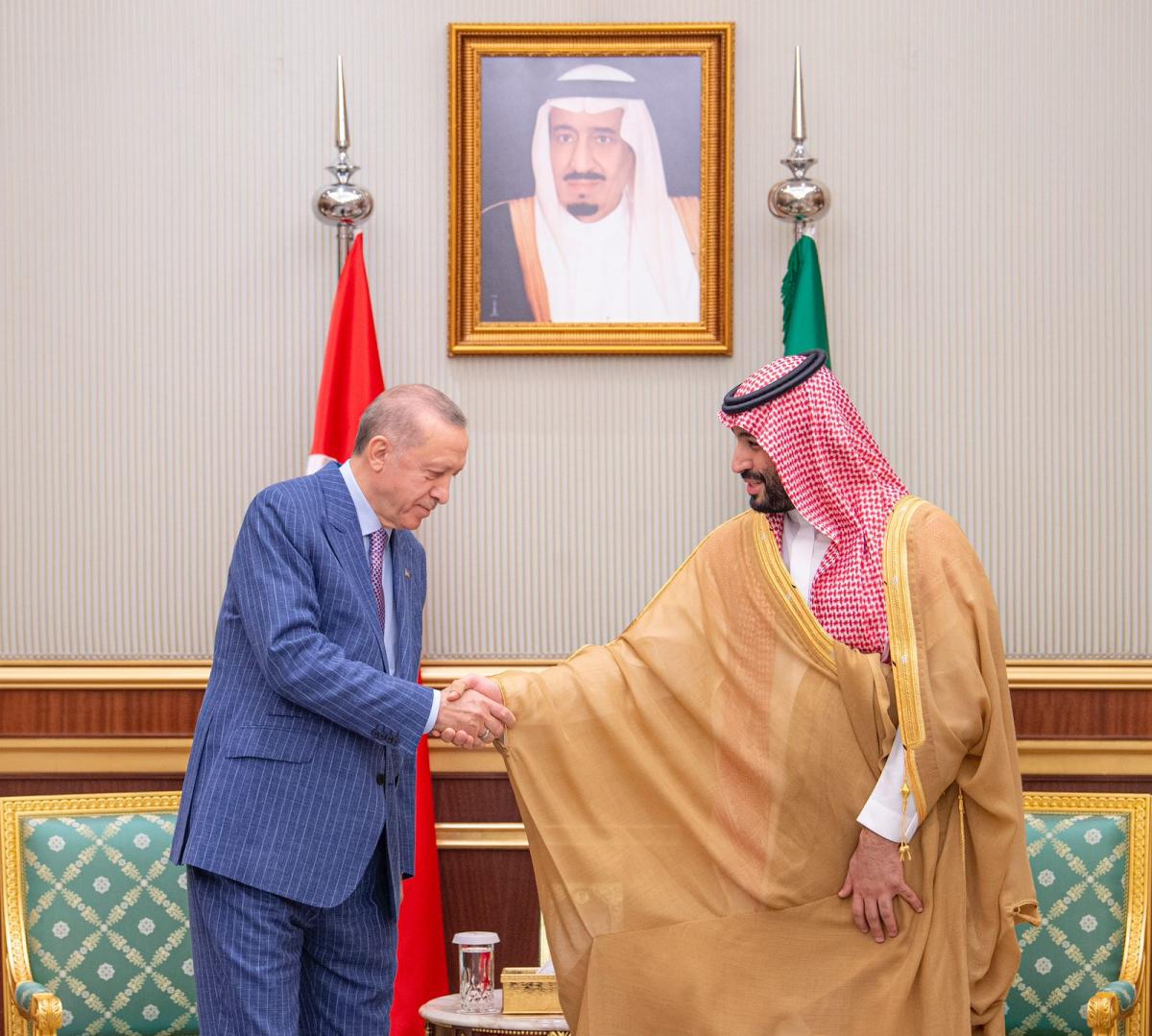 أردوغان يهنئ الأمير محمد بن سلمان بنجاح موسم الحج