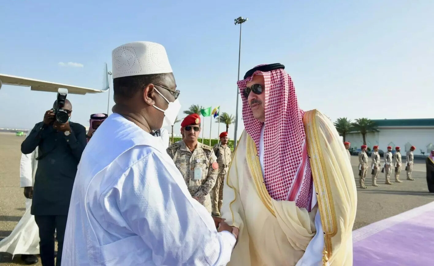 الرئيس السنغالي يصل المدينة المنورة في زيارة رسمية للسعودية