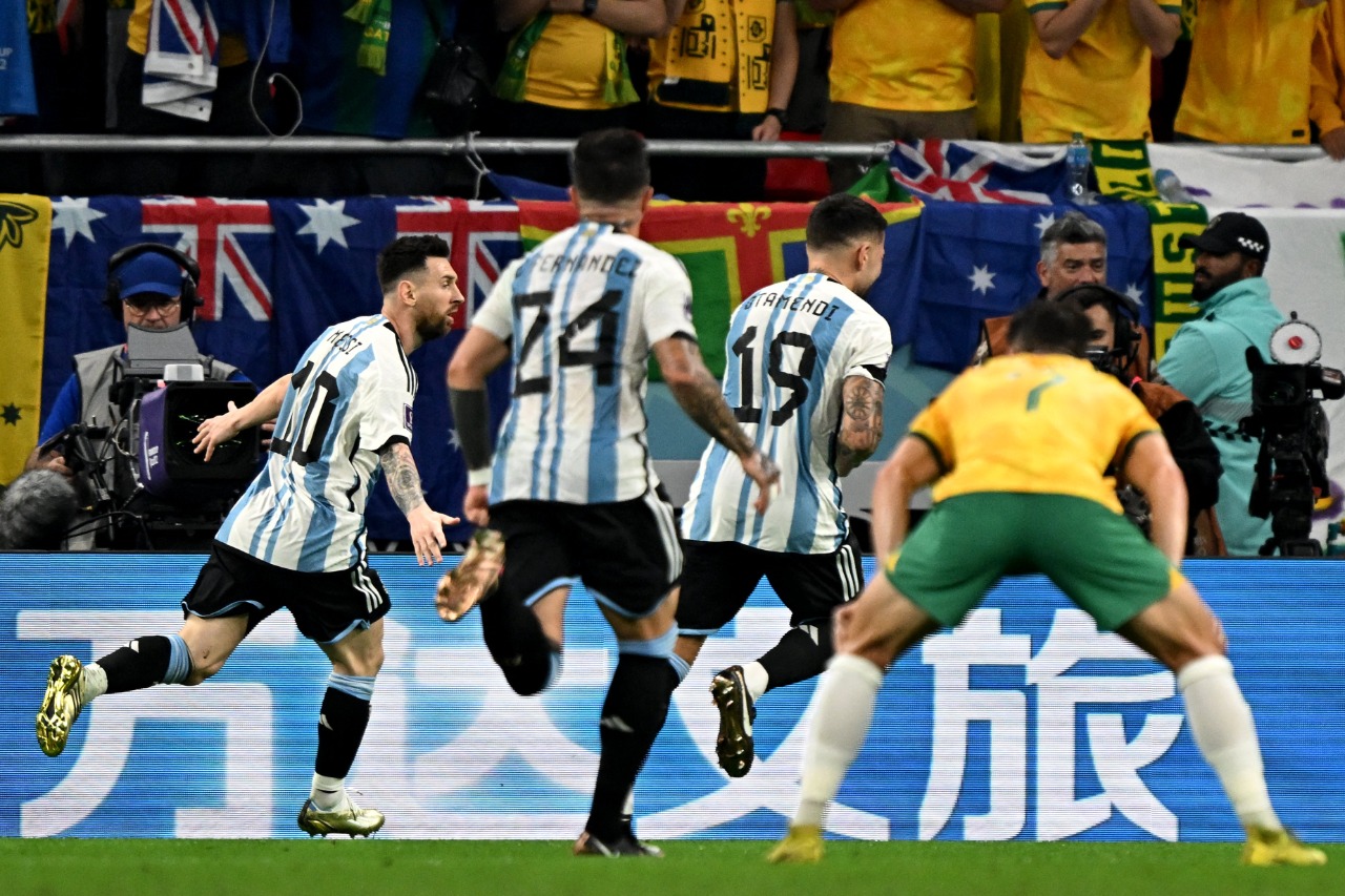 الأرجنتين تزيح أستراليا وتحجز لنفسها موعدًا مع هولندا