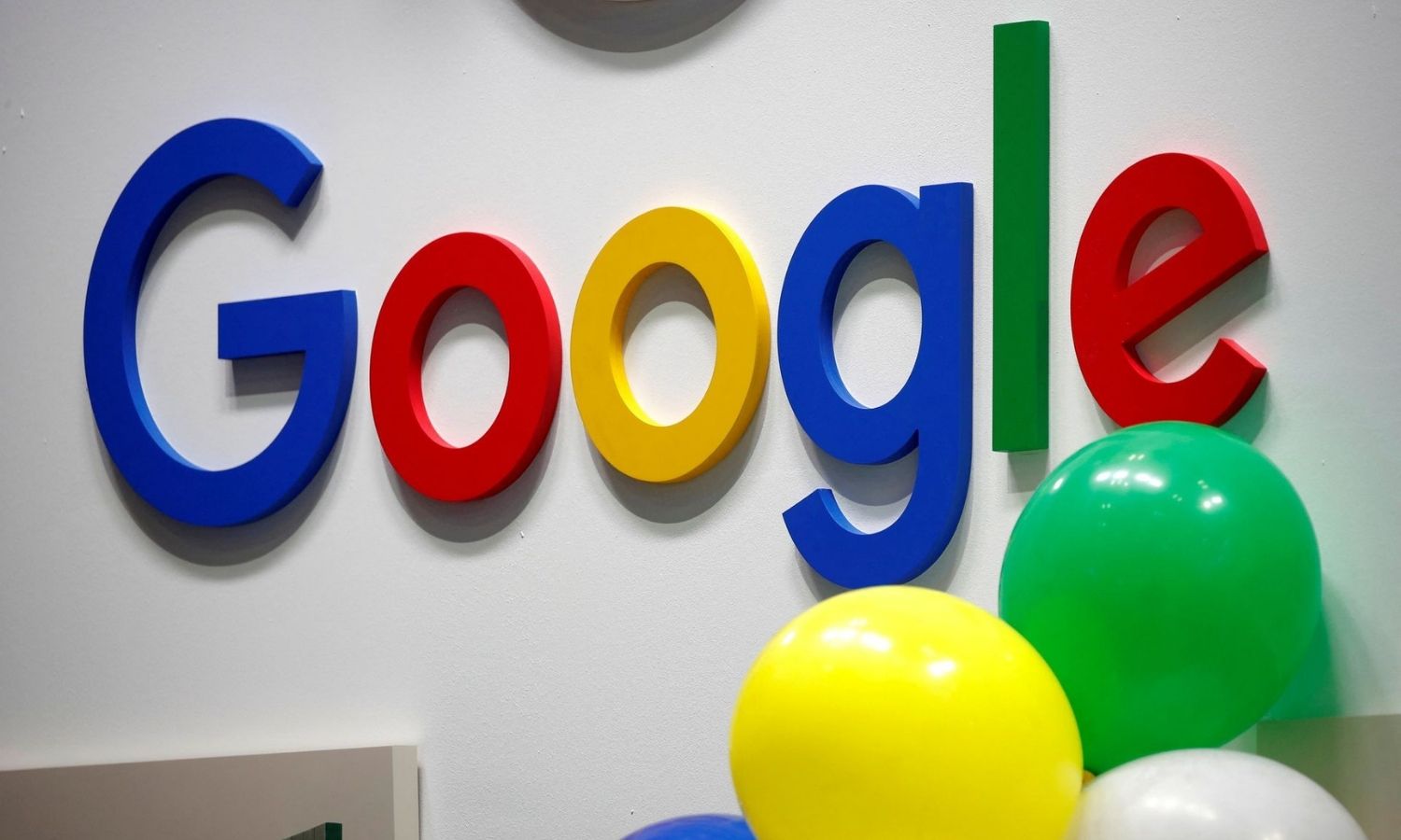 جوجل تقوم بتسريح 12000 موظف مع استمرار تسريح العمال بقطاع التكنولوجيا