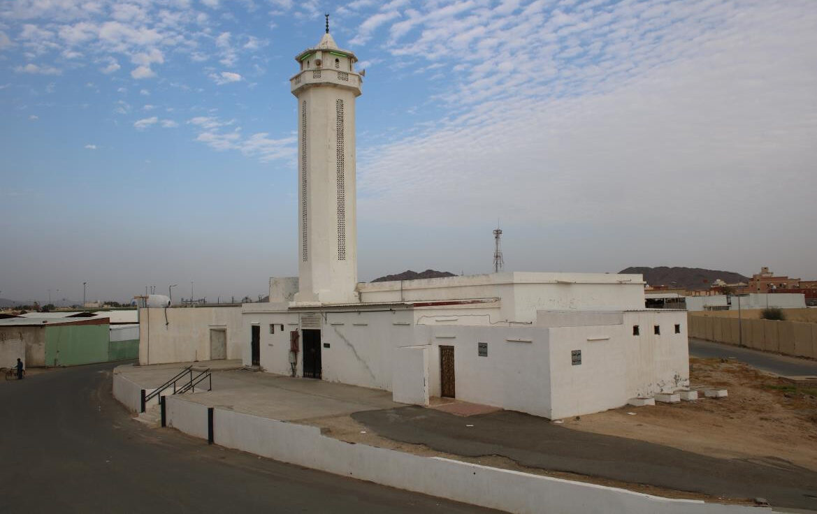 بدء أعمال التجديدات في مسجد الفتح بمنطقة مكة المكرمة