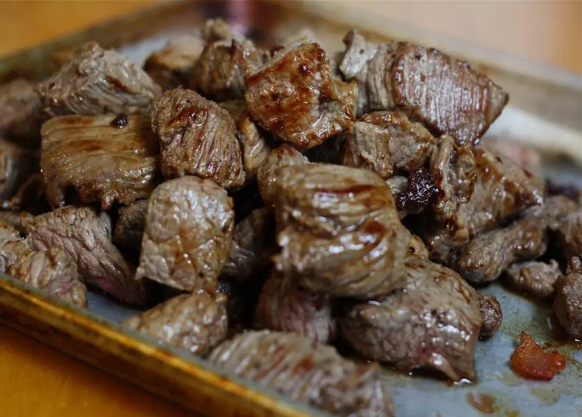 أضرار الإفراط في تناول اللحوم خلال عيد الأضحى