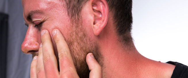 طبيب جلدية يحذر من تأثير حرارة الصيف على البشرة