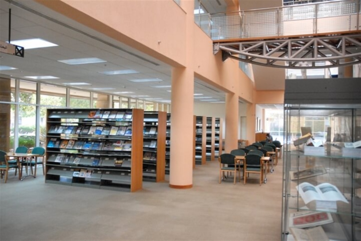 “الرياض” تستضيف الخبراء العرب والصينيين بـ”المكتبات”
