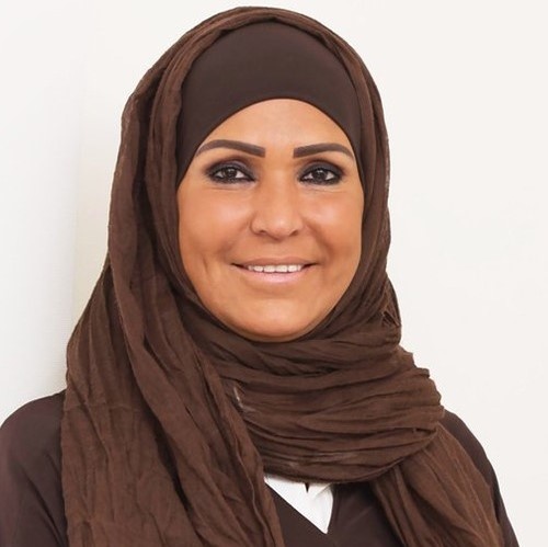 الدكتورة ماجدة أو راس أول سعودية متخصصة في معالجة تلوث البترول في التربة