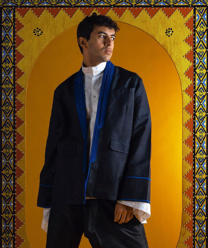 مصمم سعودي يرتقي بأزياء الشارع بلمسة تراثية