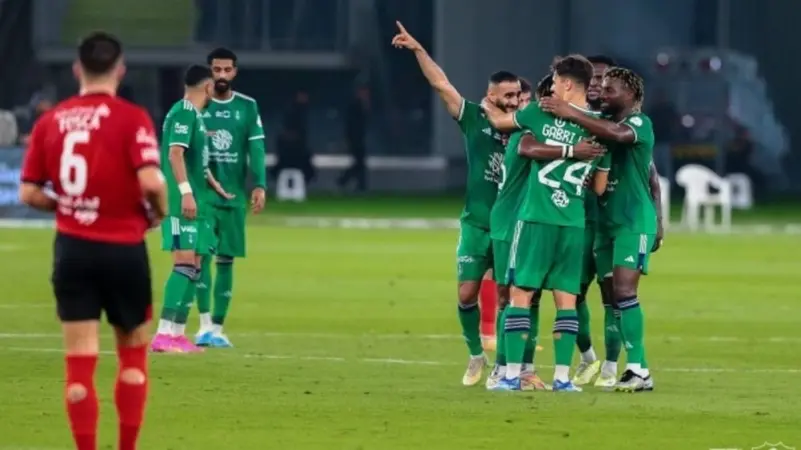 الأهلى يتحدى الرياض للابتعاد بالمركز الثالث في الدوري السعودي