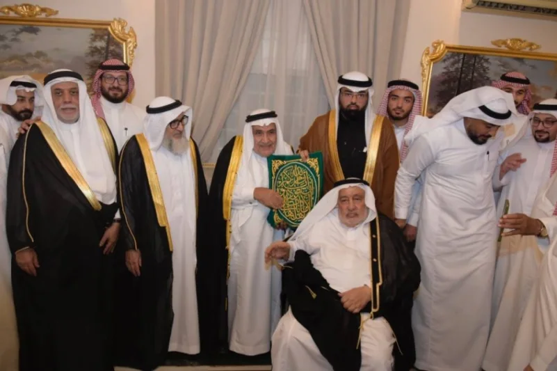 مراسم تسليم مفتاح الكعبة المشرفة للسادن الـ78 عبدالوهاب الشيبي