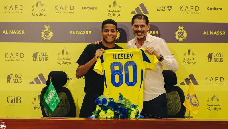 النصر يعلن تعاقده رسميًا مع ويسلي جاسوفا حتى 2028