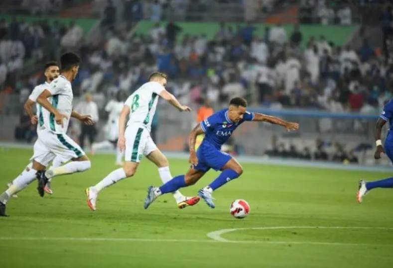 الهلال يواجه الأهلي في كلاسيكو نصف نهائي كأس السوبر السعودي