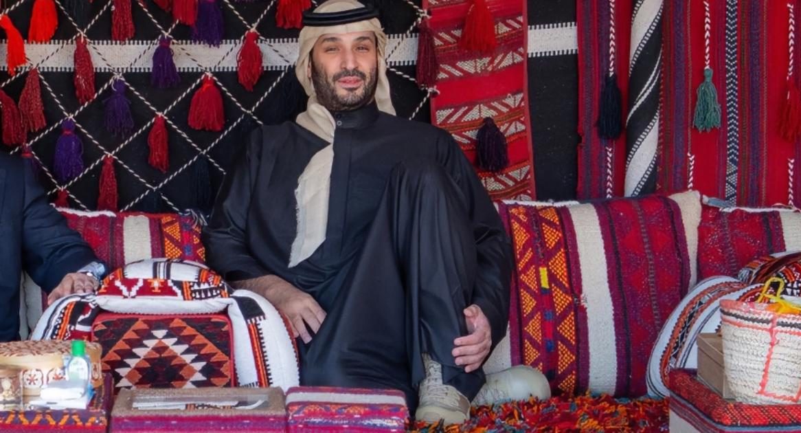 سعر حذاء سمو الأمير محمد بن سلمان الشتوي وأسباب نفاذه من الأسواق