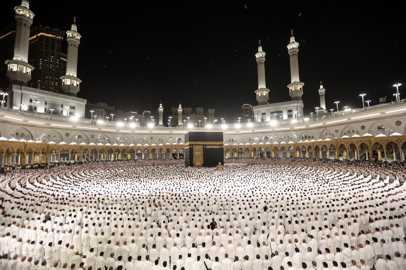 الداخلية السعودية: تأشيرات الزيارة بجميع أنواعها لا تخوّل حاملها أداء فريضة الحج