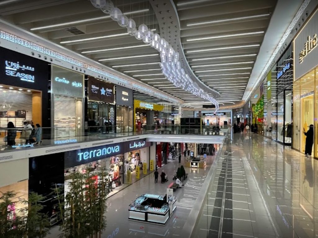 ارتفاع إيجارات المولات في الرياض بنسبة 4% خلال عام 2025 مع تزايد الطلب على المساحات التجارية