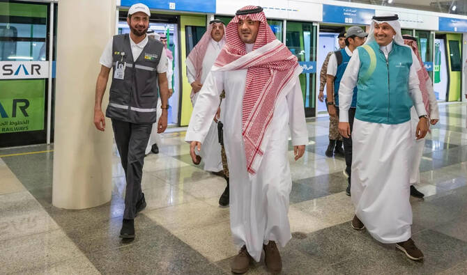 وزير الداخلية يطّلع على جاهزية الجهات المشاركة في موسم الحج بالمشاعر المقدسة