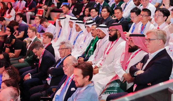 الفريق السعودي يحصد 4 ميداليات في أولمبياد الفيزياء الدولي 2025