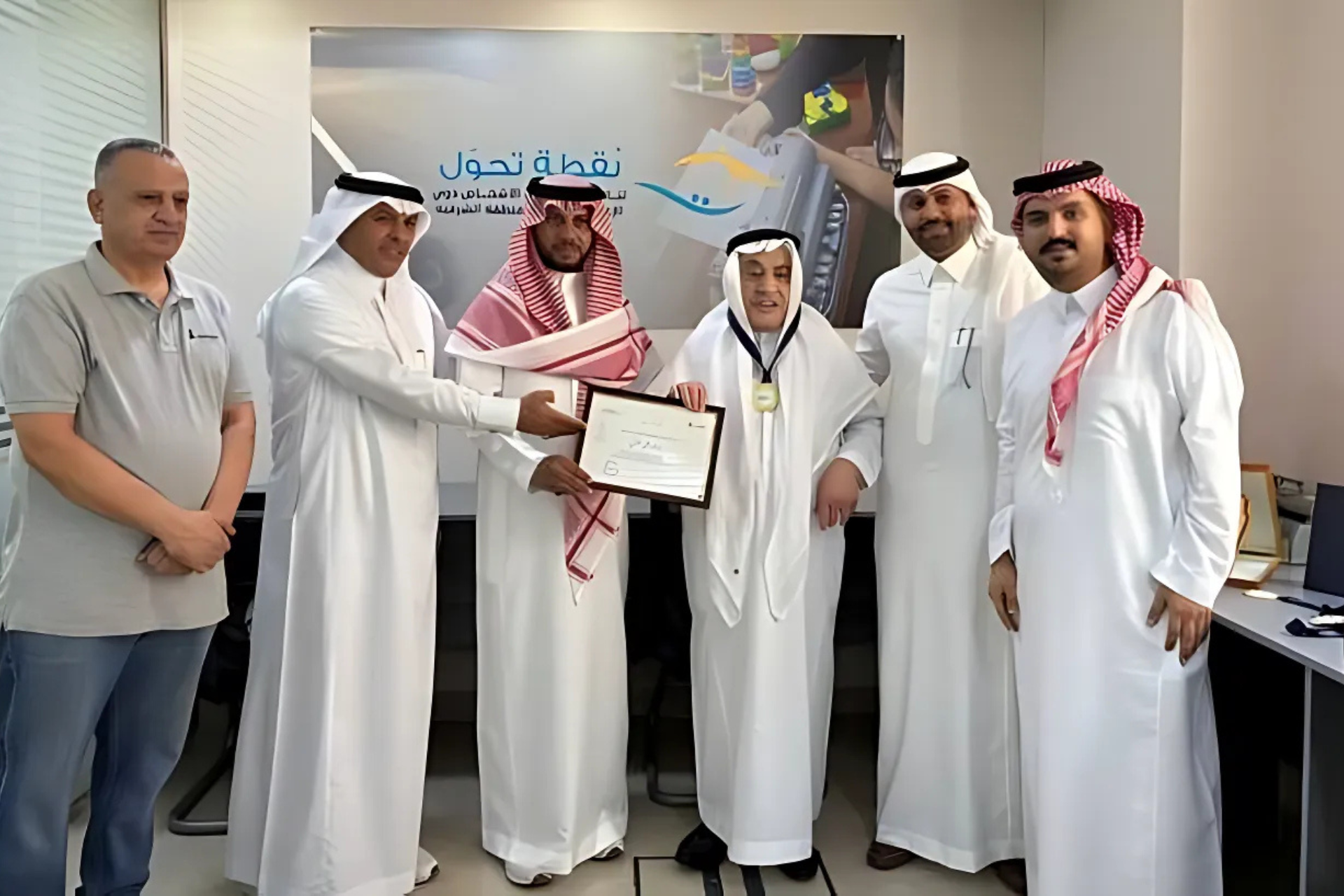 تدريب فريد للشطرنج في الخبر يتيح للقُصّار المكفوفين تجاوز الحواجز الفكريّة