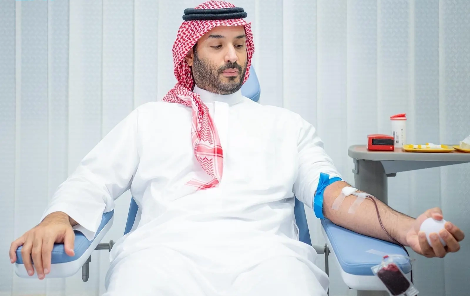 سمو ولي العهد محمد بن سلمان يقدم نموذجاً إنسانياً رائداً بإطلاق الحملة الوطنية السنوية للتبرع بالدم