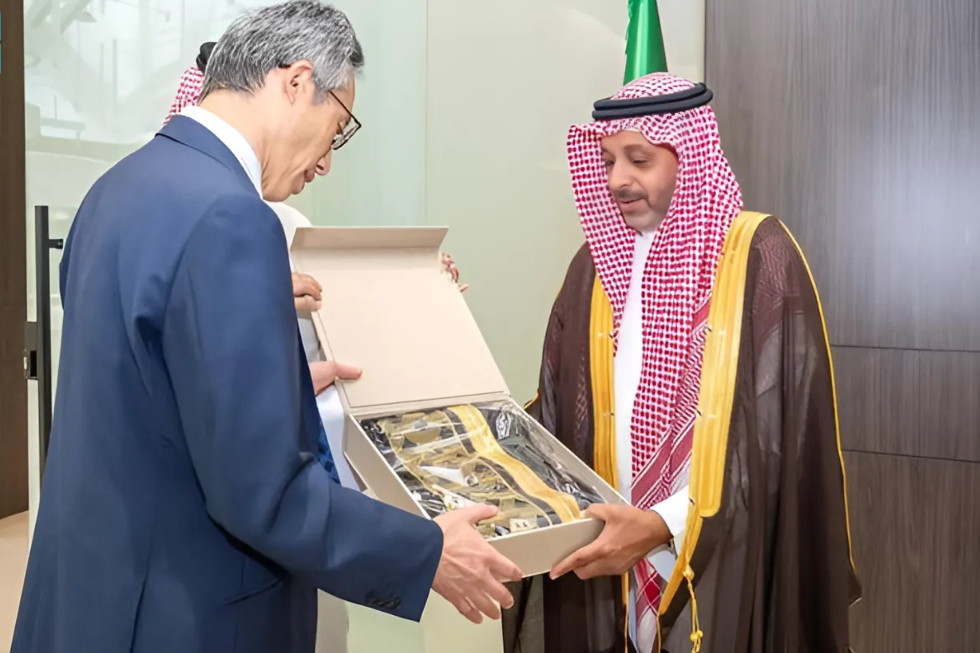 في لقاء جمع نائب وزير الثقافة السعودي، حامد فيّاض