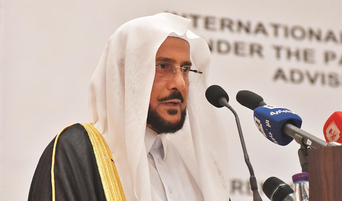 وزير الشؤون الإسلامية يدشّن مشاريع تطوير للمساجد في المدينة المنورة