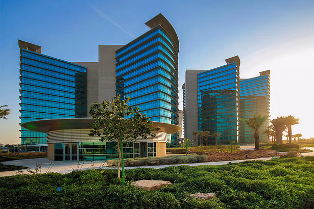 التأمينات الاجتماعية تطلق خدمة السداد التلقائي الإلكتروني لتعزيز الكفاءة والسهولة للمستفيدين