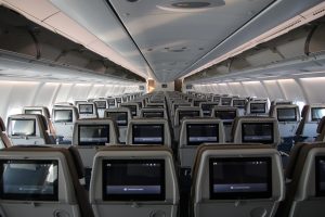 الخطوط الجوية اليمنية تطلق رحلات مباشرة بين سقطرى وجدة لتعزيز الربط الجوي