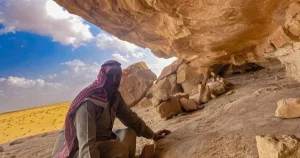 هيئة التراث تكشف عن موقع بشري عمره 13,500 عام في صحراء النفود