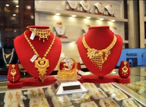 سوق الذهب في المملكة يشهد إقبالاً غير مسبوق مع اقتراب الأسعار من مستويات قياسية