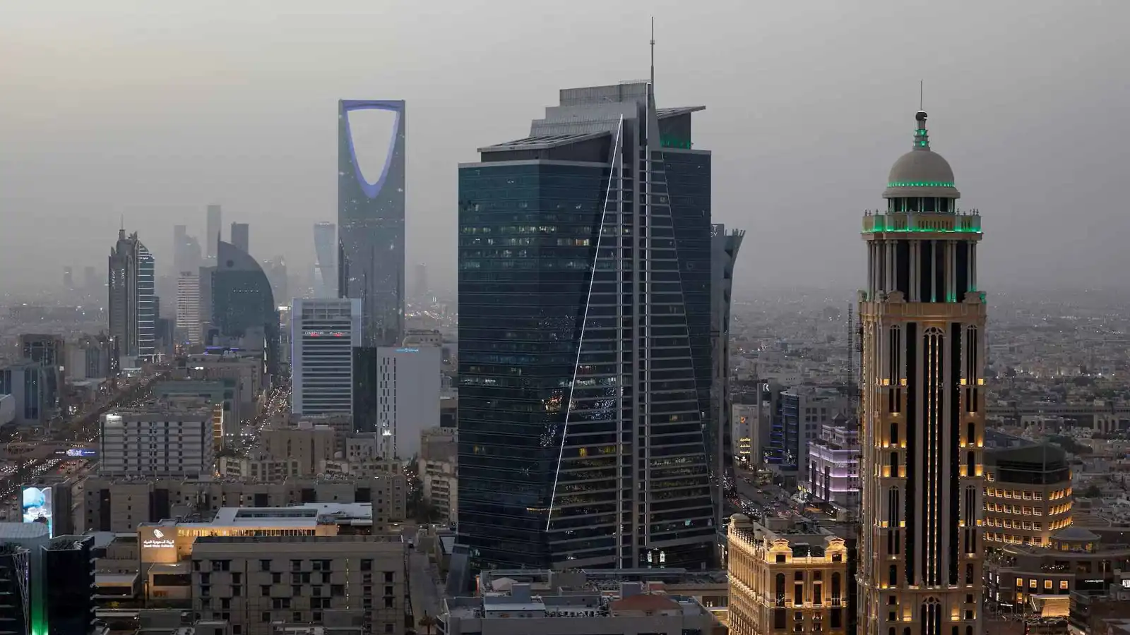 لوائح المناطق الاقتصادية الخاصة في المملكة تدخل حيز التنفيذ هذا الأسبوع