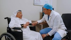 نجاح إجراء قلبي لمريض بعمر 102 عامًا في المملكة يعيد تعريف حدود الرعاية الطبية