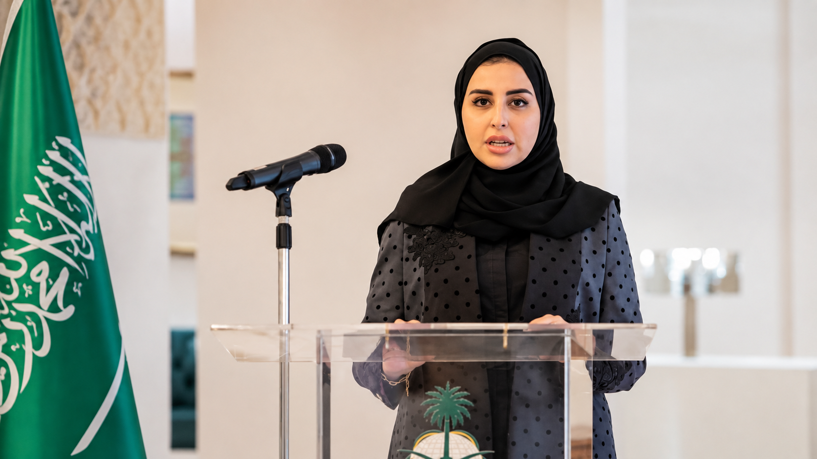 وفاء المرزوقي.. أول امرأة سعودية تتولى منصب قنصل عام في هيوستن