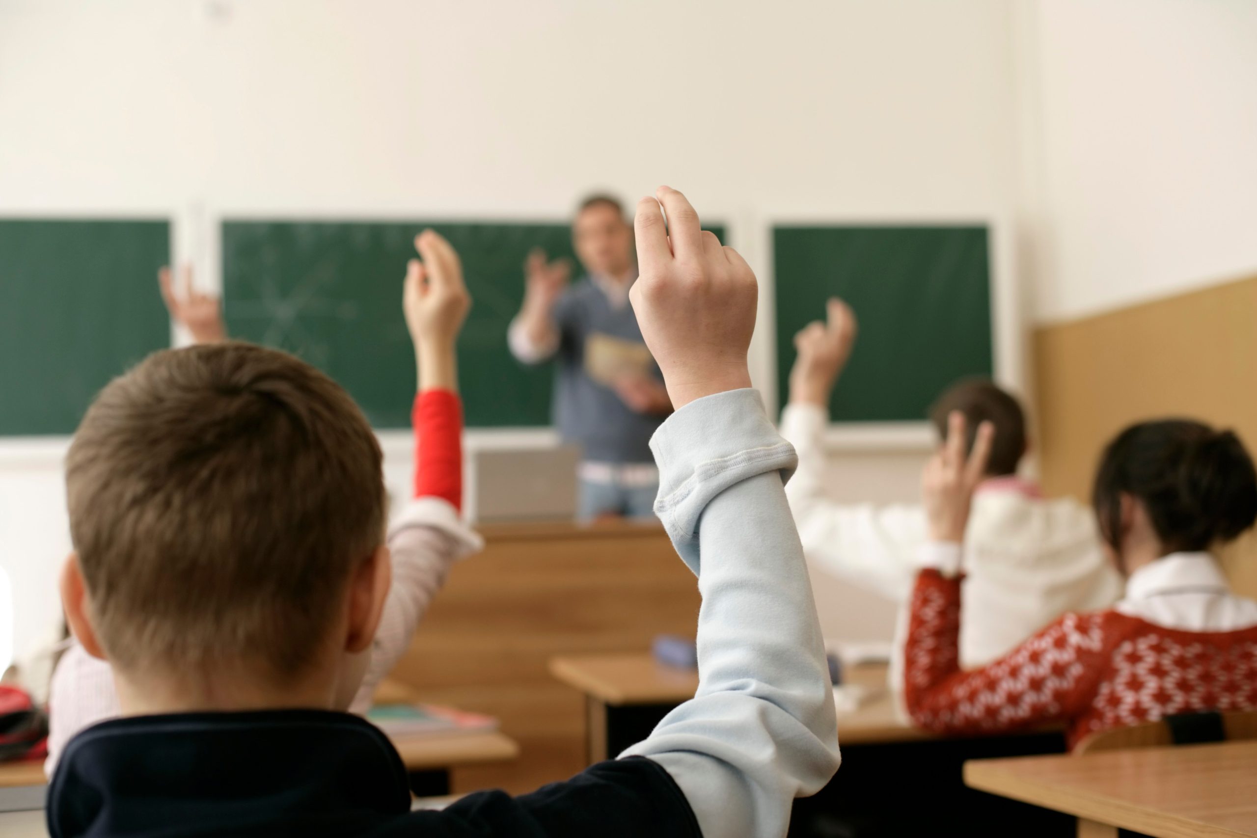 أسئلة عامة منوعة مع الإجابات.. اختبر معلوماتك واكتشف حقائق جديدة