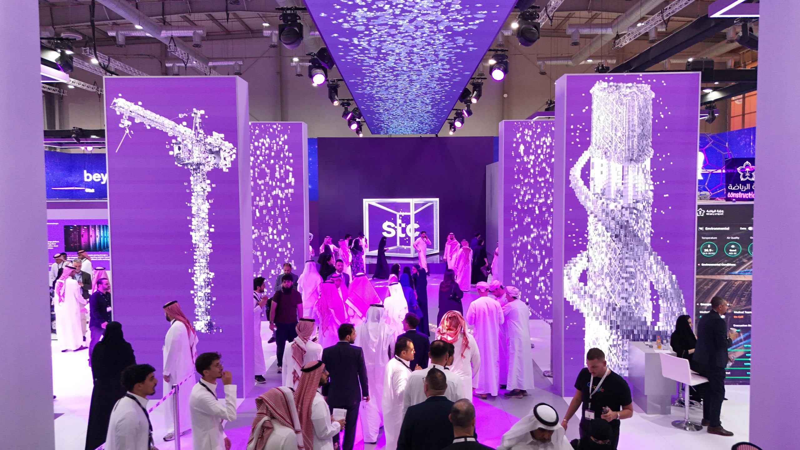 مجموعة stc تطلق تقنية جديدة لمواقع شبكات الجيل الخامس المتقدمة بصافي انبعاثات كربونية صفري