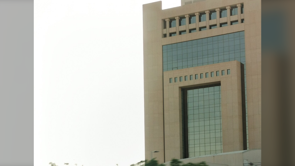 فيصل الفقير الرئيس التنفيذي لسابك والمهندس الذي قاد صدارة إلى أول ربح سنوي في تاريخها